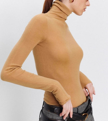 Minimalist Wool Seamless Knit  Base Layer Top Long Sleeve