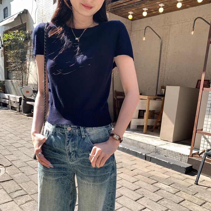 Chic and Elegant Round Neck Fitted Short Sleeve Knit Top