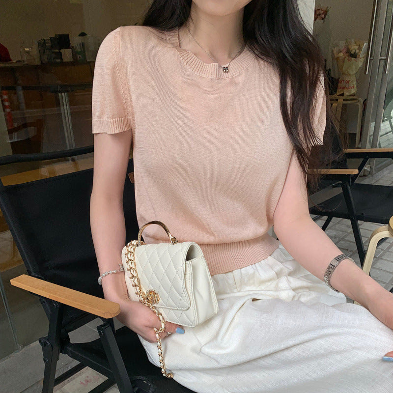 Chic and Elegant Round Neck Fitted Short Sleeve Knit Top