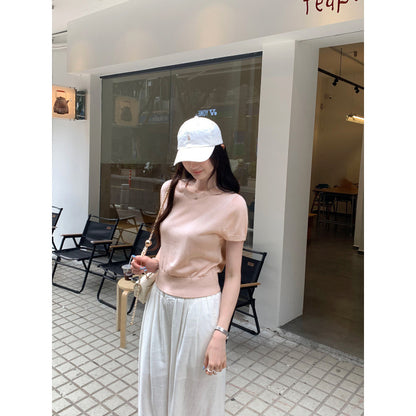 Chic and Elegant Round Neck Fitted Short Sleeve Knit Top
