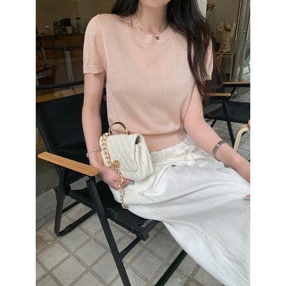 Chic and Elegant Round Neck Fitted Short Sleeve Knit Top