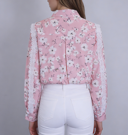 Women's fashionable casual shirt with lace-trimmed sleeves and fresh print.
